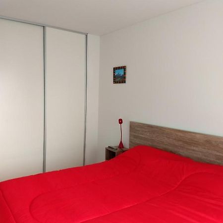 Mika Apartment Пуерто Мадрин Екстериор снимка